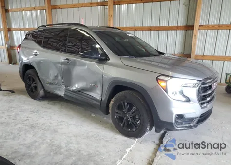 2024 GMC Terrain At4 z USA, uszkodzony, nr VIN 3GKALYEG7RL264983